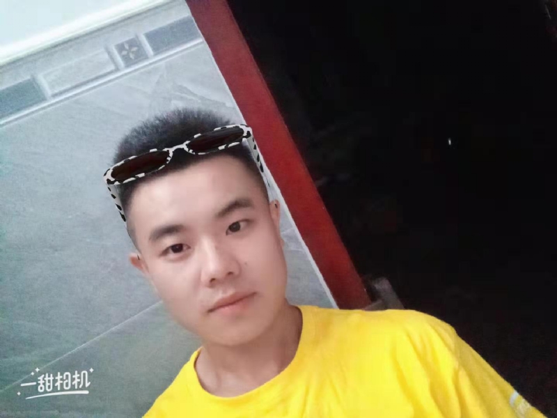 建国90周年的学渣的第一张照片--渭南相亲服务中心