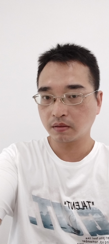 辉哥的第二张照片--渭南相亲服务中心