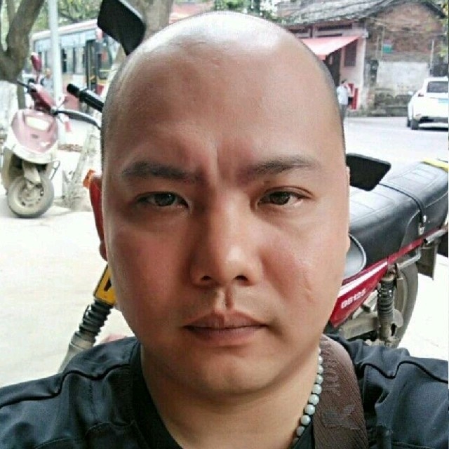 开心就好的第三张照片--渭南相亲服务中心