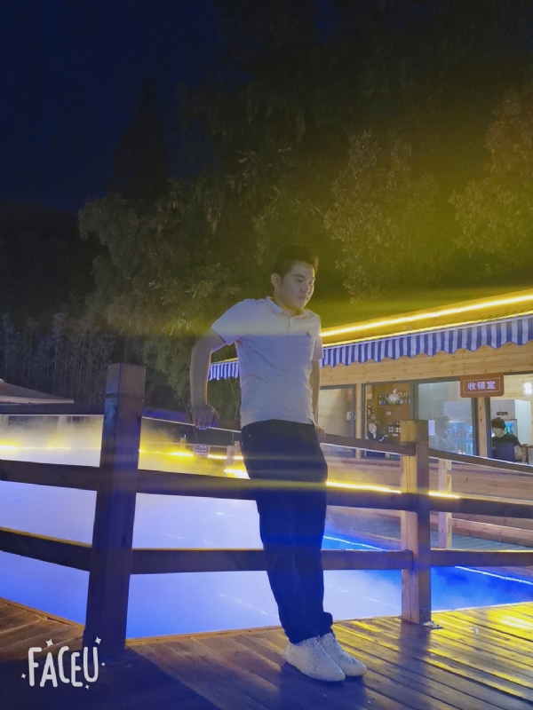 一生一世的爱情鸟的第一张照片--渭南相亲服务中心