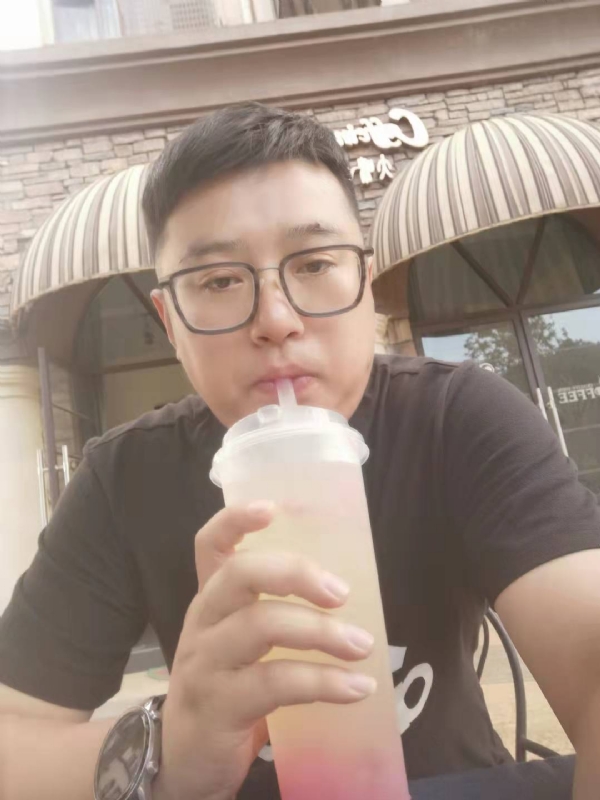 半旧情怀的第一张照片--渭南相亲服务中心