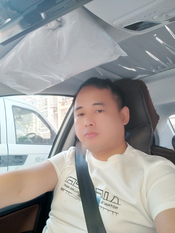 有你就好的第三张照片--渭南相亲服务中心