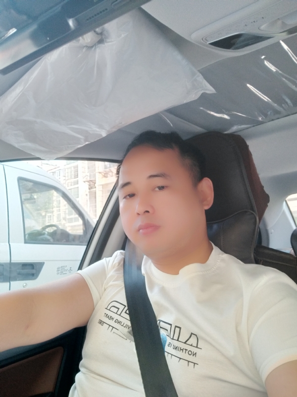 有你就好的第六张照片--渭南相亲服务中心