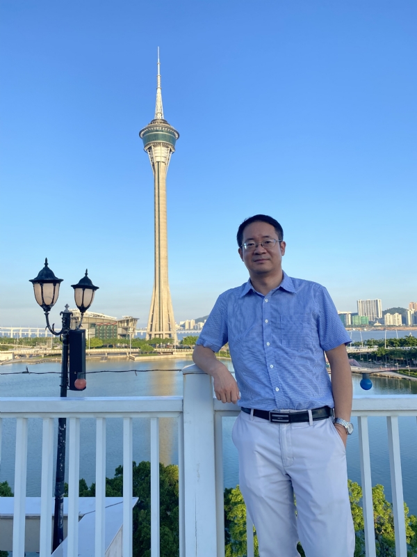 Yangyi的第二张照片--渭南相亲服务中心