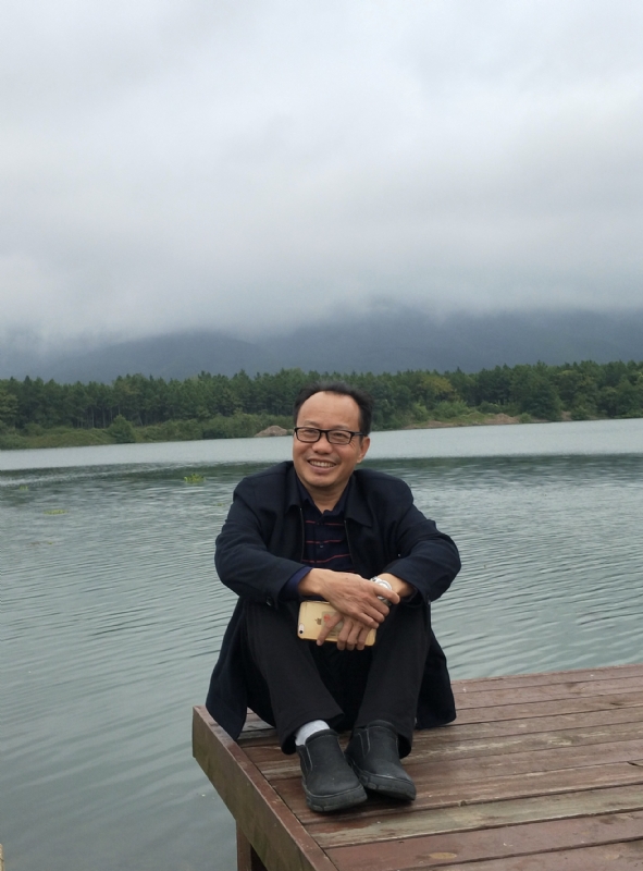 老牛的第一张照片--渭南相亲服务中心