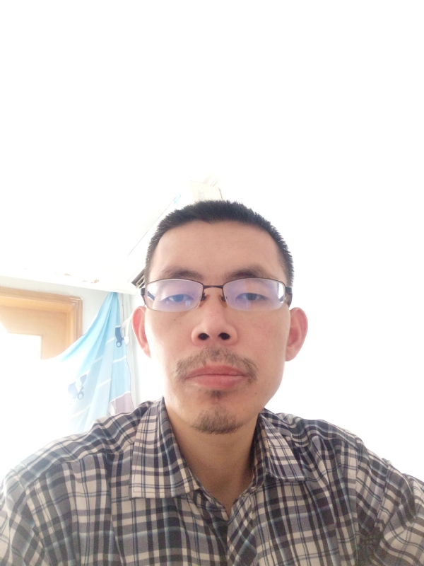 芳华的第一张照片--渭南相亲服务中心