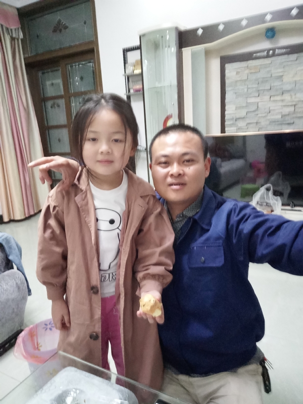 凡凡的第一张照片--渭南相亲服务中心