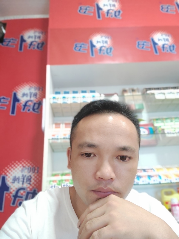 小老弟的第一张照片--渭南相亲服务中心