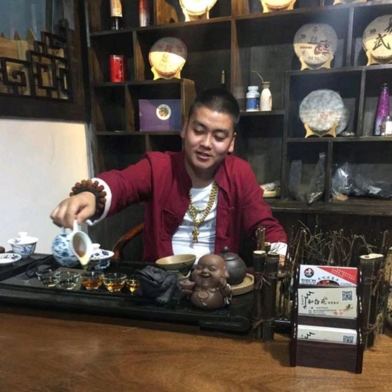 请叫我金爷的第一张照片--渭南相亲服务中心