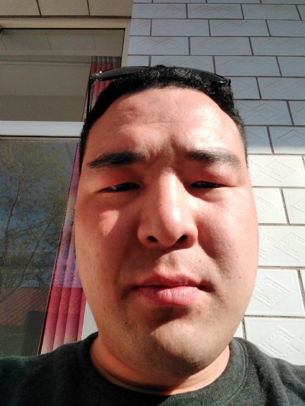 一羽垂天的第三张照片--渭南相亲服务中心