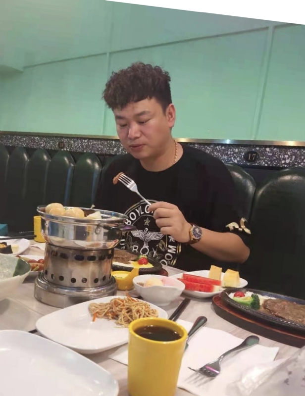 杰的第二张照片--渭南相亲服务中心