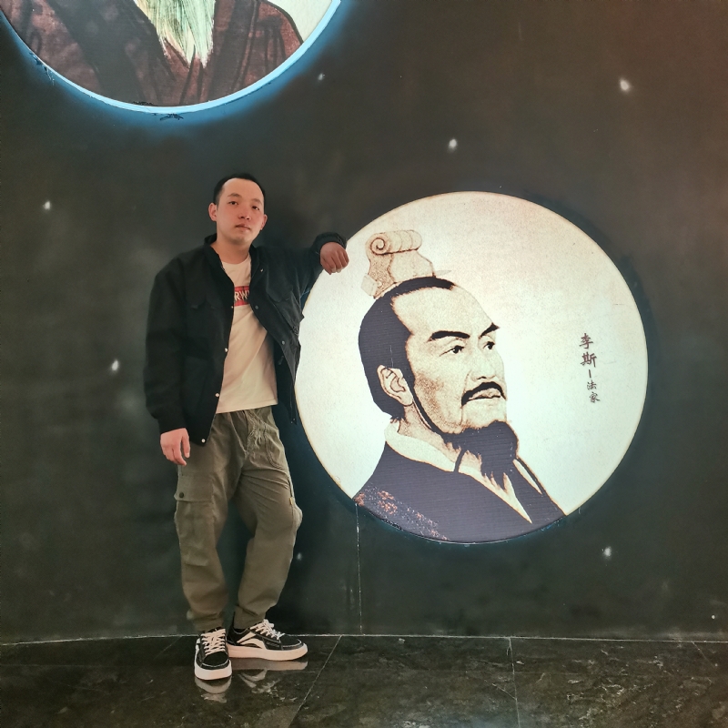 小灰灰的第三张照片--渭南相亲服务中心