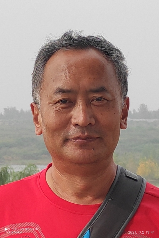 与你同行的第一张照片--渭南相亲服务中心