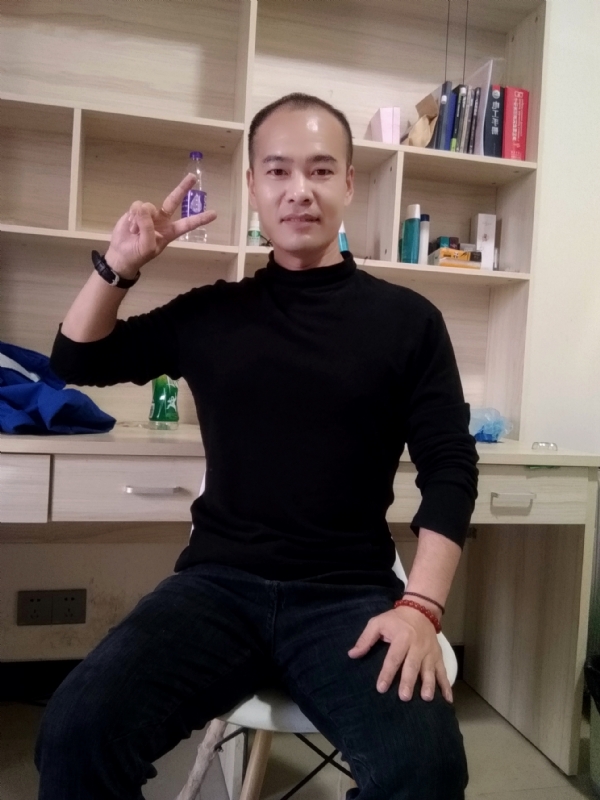 熊大与熊二的第一张照片--渭南相亲服务中心