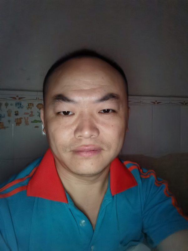 与子携老的第二张照片--渭南相亲服务中心