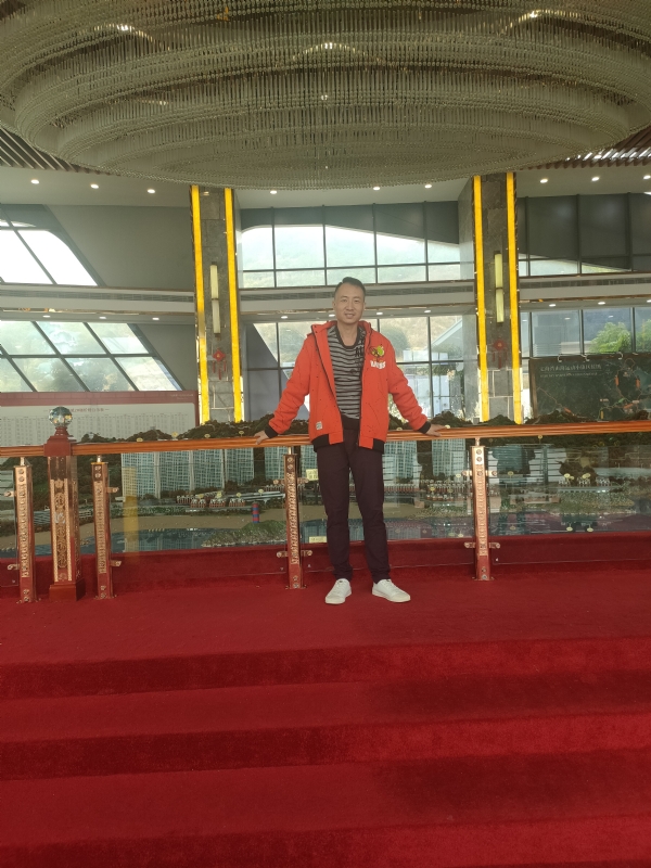 大飞的第一张照片--渭南相亲服务中心