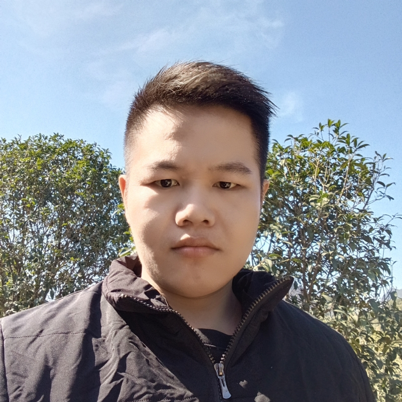 龙怀的第二张照片--渭南相亲服务中心