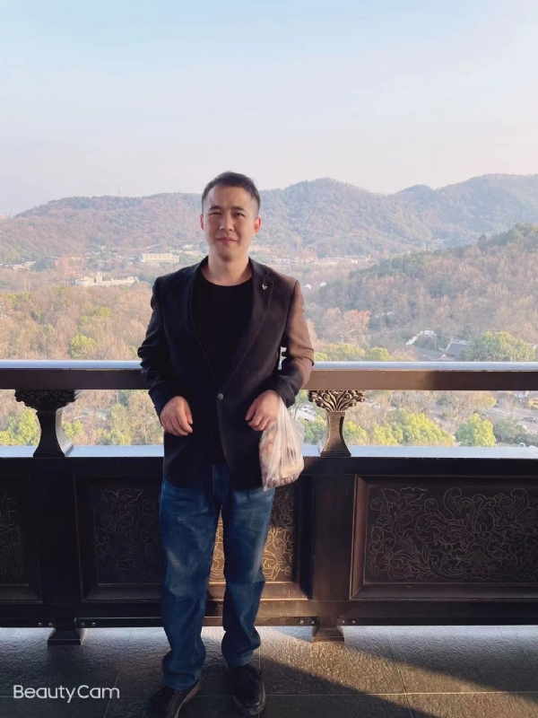 周周的第一张照片--渭南相亲服务中心