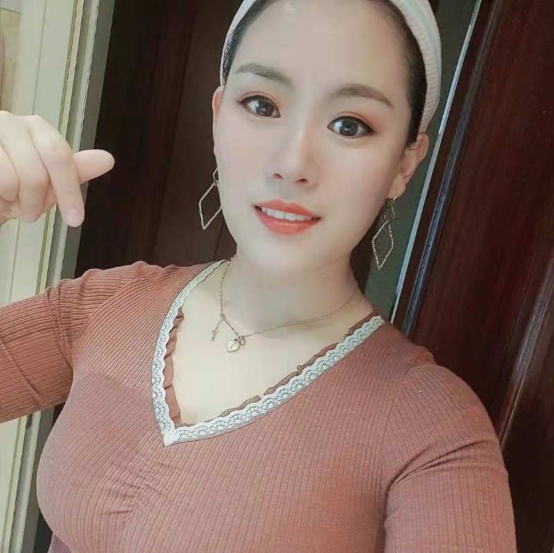 蜜&糖的第一张照片--渭南相亲服务中心
