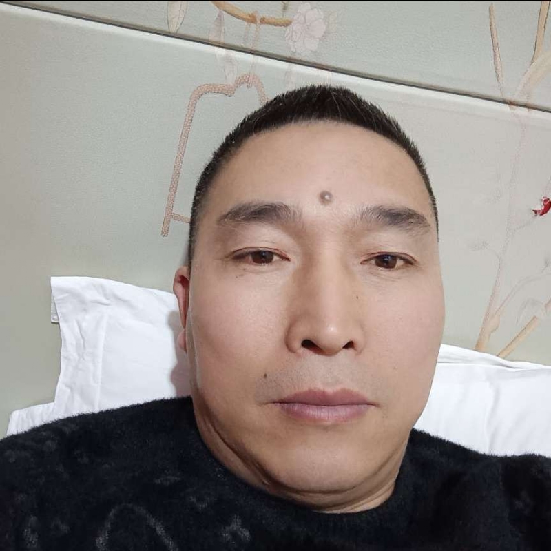 痴情男的第一张照片--渭南相亲服务中心