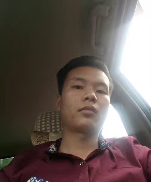 单亲爸爸的第一张照片--渭南相亲服务中心