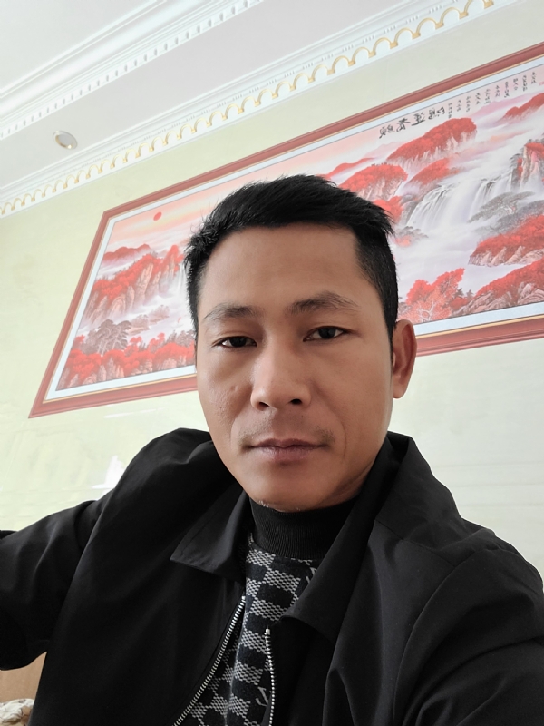 大叔的第一张照片--渭南相亲服务中心