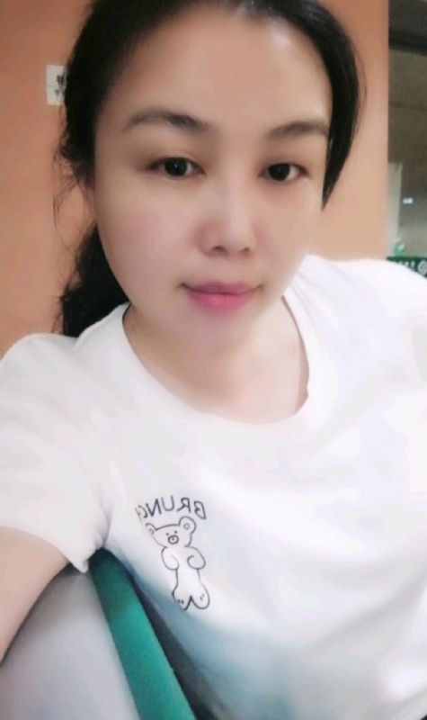 淡淡的云的第四张照片--渭南相亲服务中心