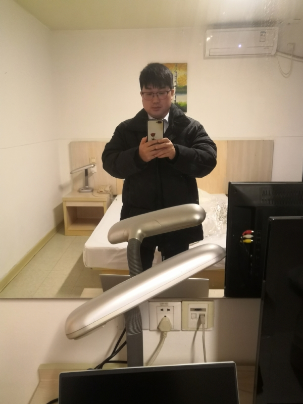 胡先生的第二张照片--渭南相亲服务中心