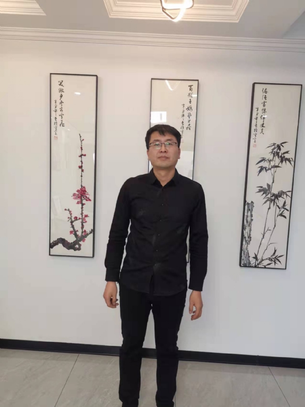 情义比天高的第一张照片--渭南相亲服务中心