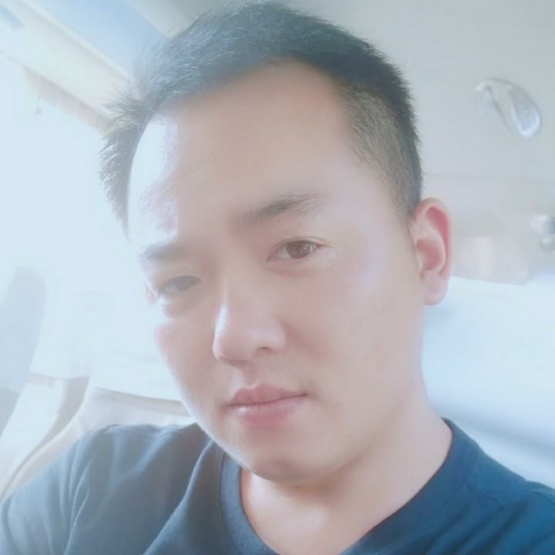 荒漠°的第一张照片--渭南相亲服务中心