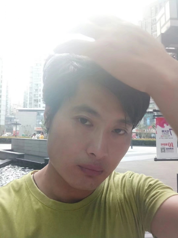 钢铁侠的第一张照片--渭南相亲服务中心