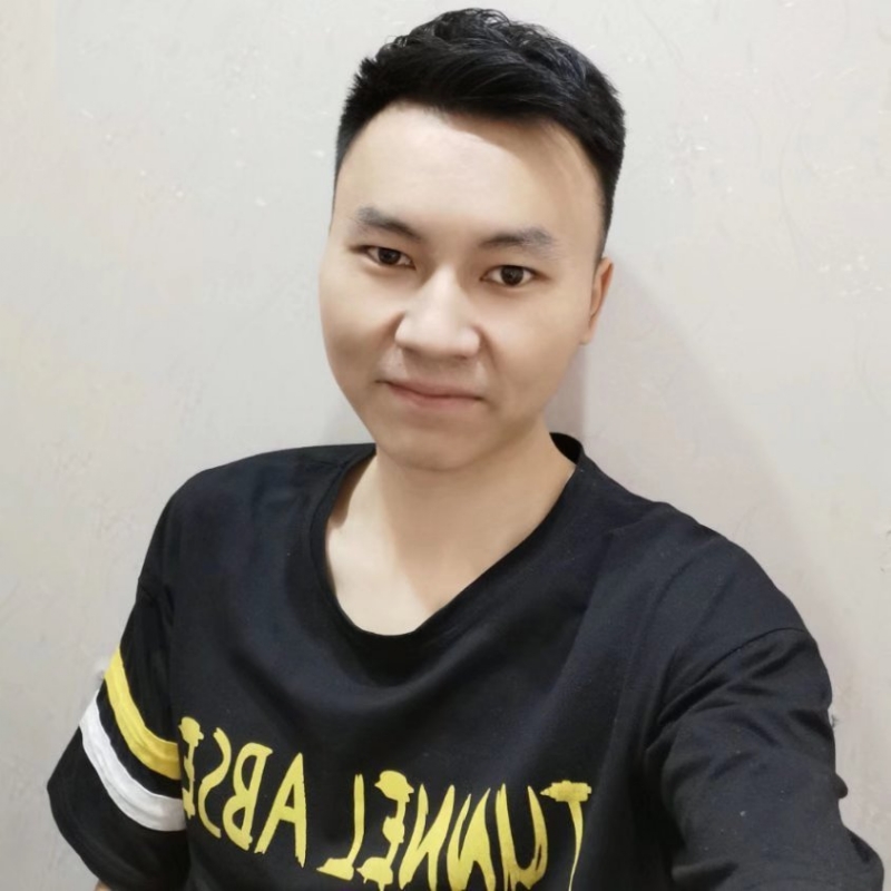 大男孩的第一张照片--渭南相亲服务中心