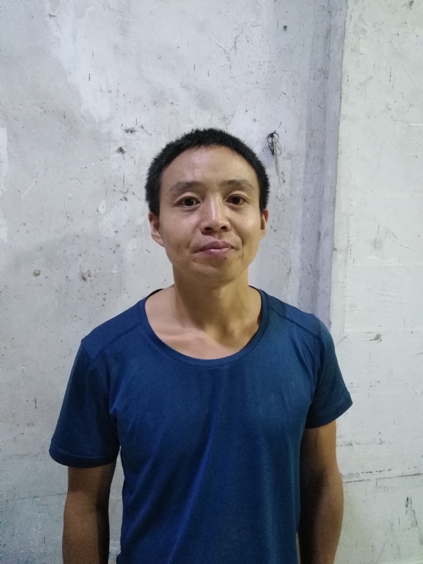 栋哥的第一张照片--渭南相亲服务中心