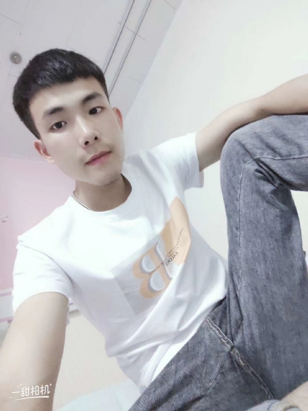 爱Q我的第一张照片--渭南相亲服务中心