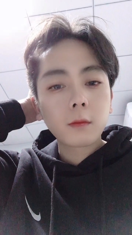 鹤枫的第一张照片--渭南相亲服务中心