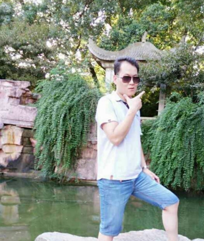 随缘的第一张照片--渭南相亲服务中心