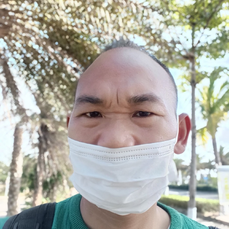 塑马的峰哥的第一张照片--渭南相亲服务中心