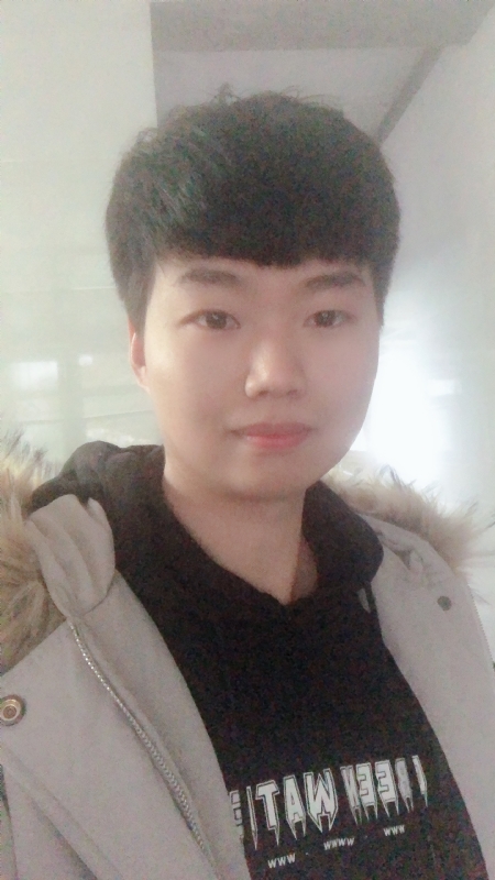 寻觅真爱的第一张照片--渭南相亲服务中心