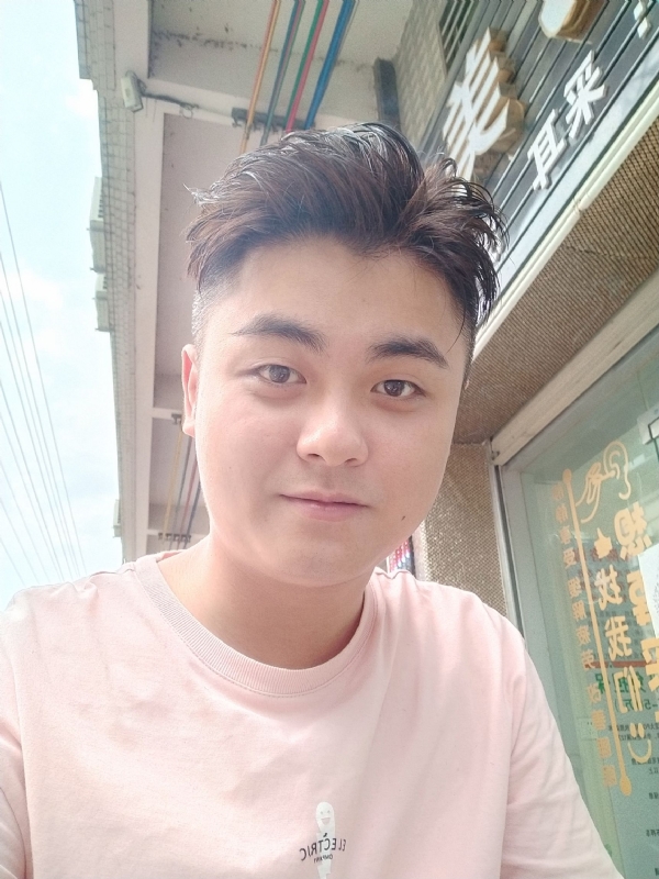 李健诚的第一张照片--渭南相亲服务中心