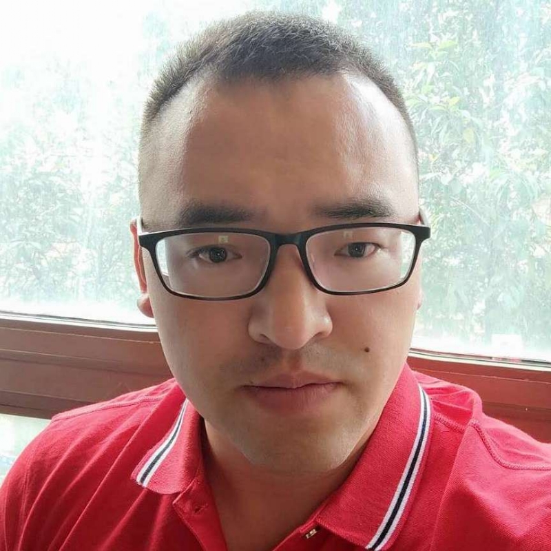 只愿得一人心的第二张照片--渭南相亲服务中心