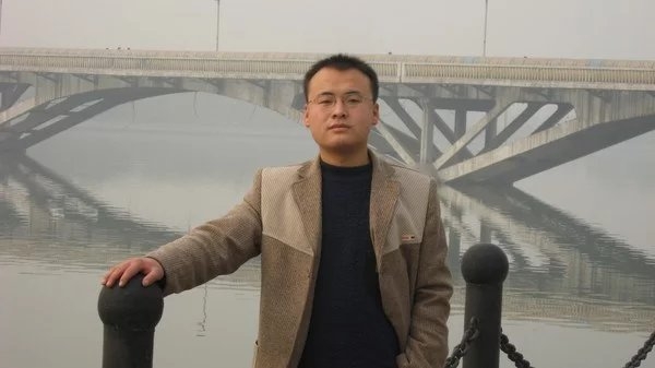 云中望月的第一张照片--渭南相亲服务中心