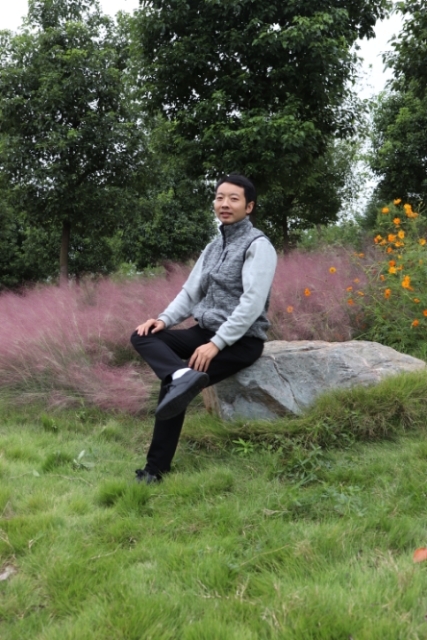 严小木的第一张照片--渭南相亲服务中心