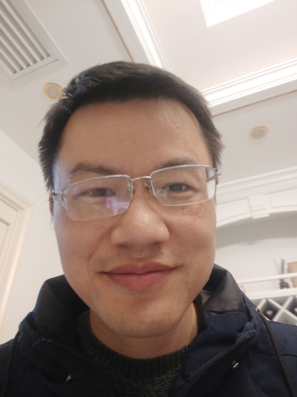 翔翔的第一张照片--渭南相亲服务中心