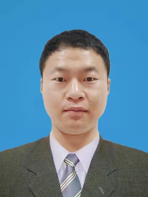 雨哥的第一张照片--渭南相亲服务中心