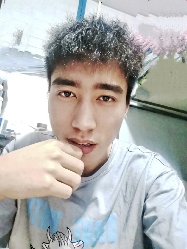 未来可期的第二张照片--渭南相亲服务中心