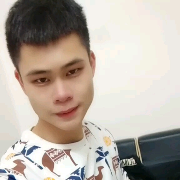 浪子的第一张照片--渭南相亲服务中心