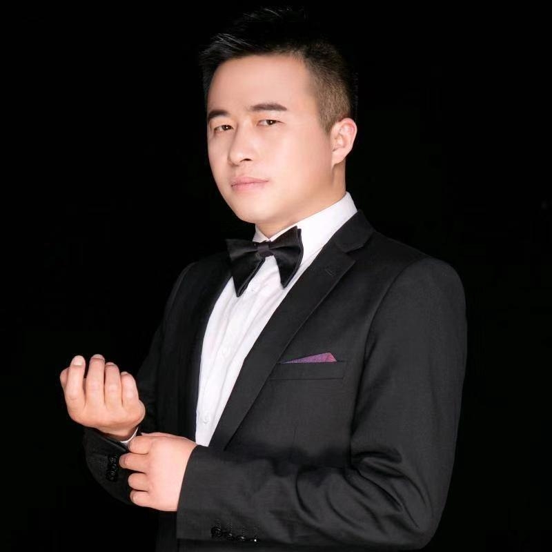 真诚的第一张照片--渭南相亲服务中心