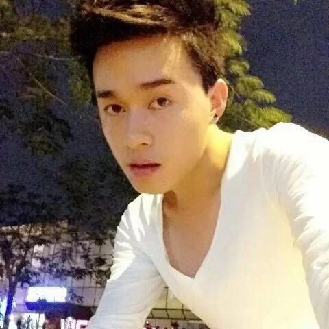 爱与不爱的第一张照片--渭南相亲服务中心