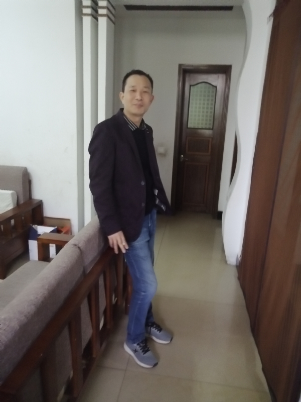 相亲相爱的第二张照片--渭南相亲服务中心