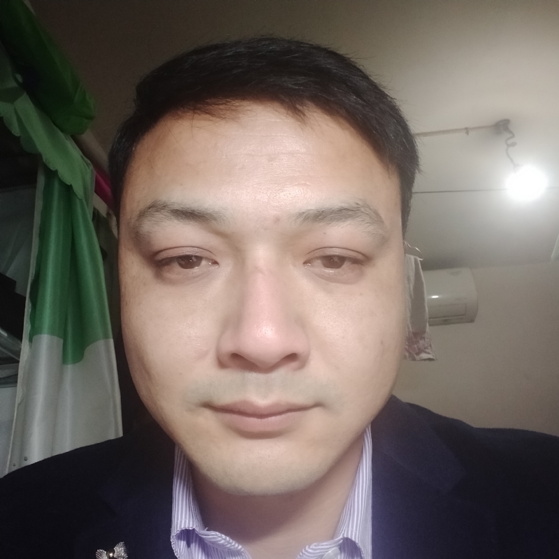 诸先生的第一张照片--渭南相亲服务中心